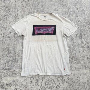 y2k Levi’s graphic tee shirt